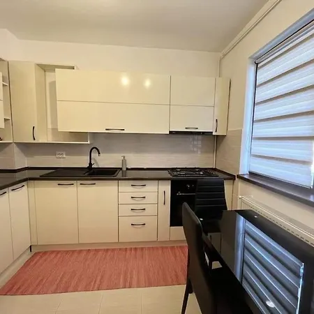 Apartament Lux 2 *